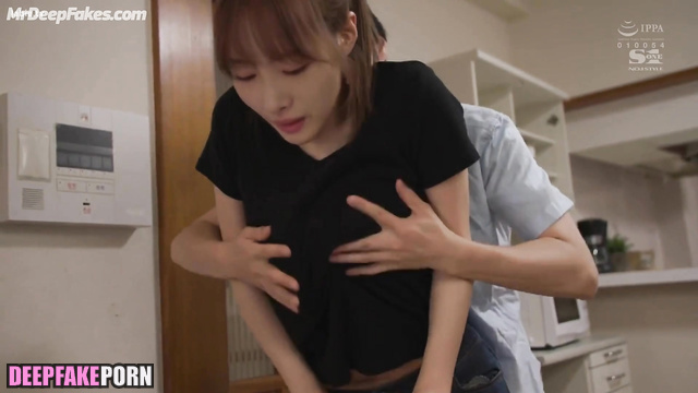 (石原 さとみ ディープフェイクビデオ her tits are created for sucking, ai Satomi Ishihara