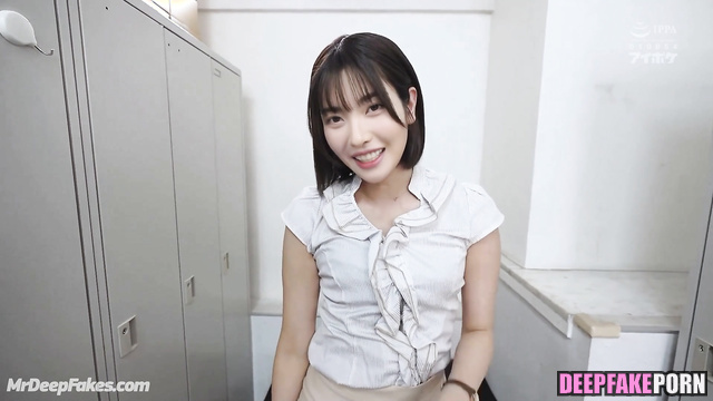 Fake GoMaLSooK (고말숙 진짜 가짜) spied on you in toilet and got excited