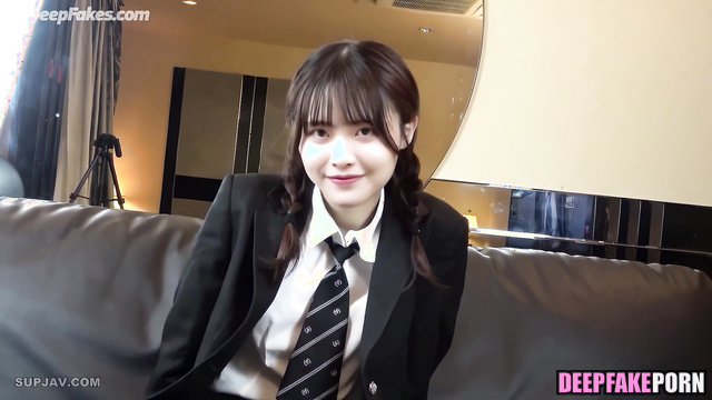 인공 지능 AI Naughty GoMaLSooK (고말숙) wanted to feel orgasm from sex toy