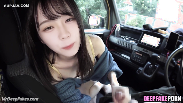 Fast handjob in the car by slutty Chodan (쵸단 딥페이크 영상) / real fake