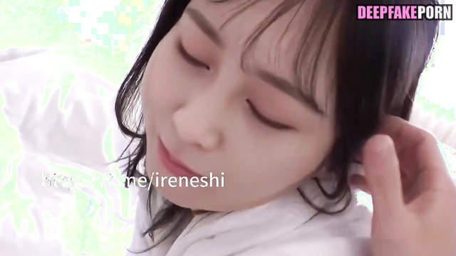 篠崎 泫 Hsiaochi Hsyan starts her morning with mask from cumshot on face 名人性爱 celebrity sex