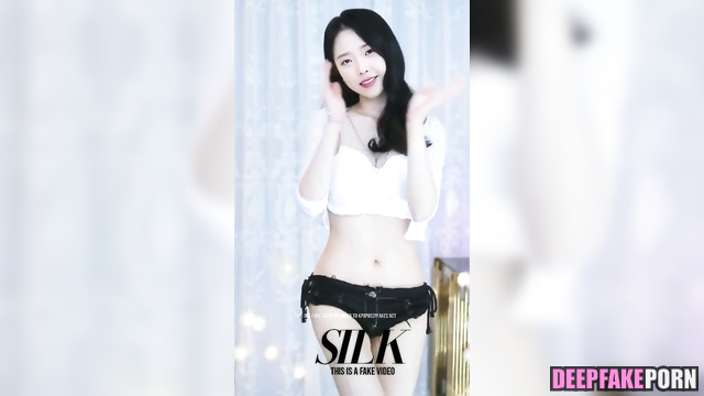 Deepfake korean star IU is teasing you = 딥페이크 아이유 케이팝 스타