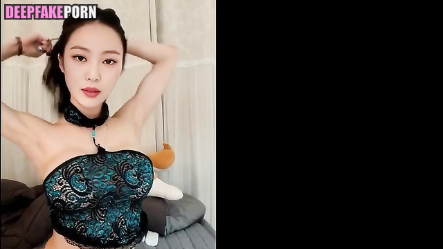 Nude Jennie BLACKPINK showing her breasts (제니 블랙핑크 가슴)