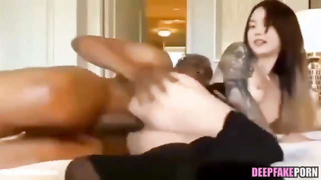 Skinny asian star and slutty black prince / IU (아이유 딥 러닝 프로그램) real fake