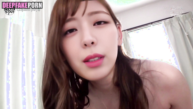 Kpop 케이팝 스타 star Yuna is trying new work as sexy nurse 유나 ITZY 있지 [PREMIUM]