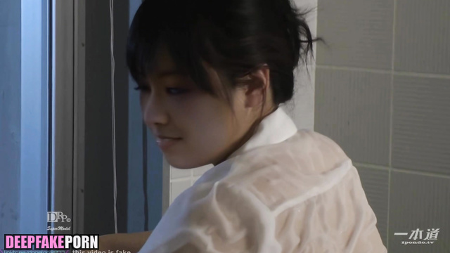 Unusual romantic date in a foam bath with horny Yuna 유나 있지 ai scenes [PREMIUM]