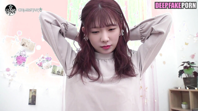 He showed for K-pop star Taeyeon real passion in bed ケー・ポップ SNSD 少女時代 [PREMIUM]