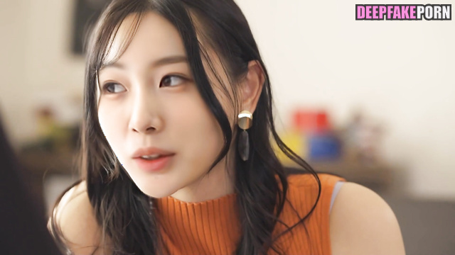 アイズワン セックスシーン oral sex is her main pleasure - Hyewon deepfake video [PREMIUM]