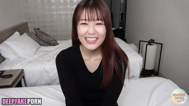 Skinny star Krystal Jung (정수정 딥페이크 영상) sucks pretty good - real fake / [PREMIUM]