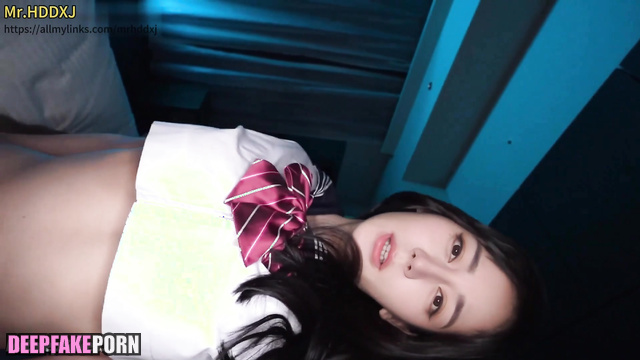 She decided to spit out his sperm after sex (迪丽热巴 迪力木拉提 假色情片) ai Dilireba