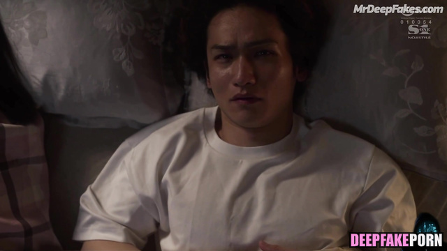 アイヴ 情熱的なセックス boy had an erotic dream and he wanted her, Wonyoung fakeapp