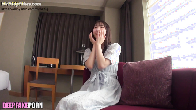 Her foreplay started with nipple licking, look / fake Zheng Shuang 郑爽 换脸