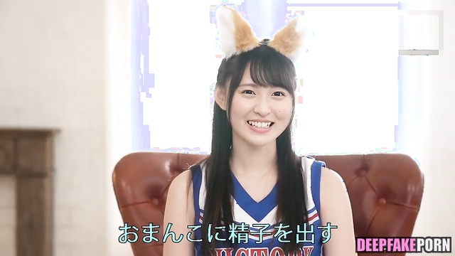 Japanese cheerleader and her first cunni, Endo Sakura (遠藤 さくら 乃木坂46)