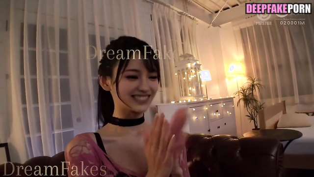 You will love this new celebrity sex tape of 浜辺美波 Hamabe Minami 有名人のセックス