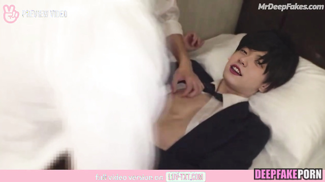 배수빈 Chae Soo-bin likes when his anal is fucked hard 얼굴 스왑 face swap