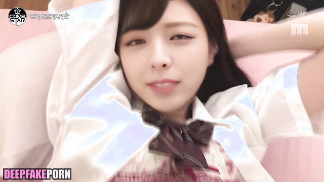 Cute schoolgirl got an unique sex experience, fake Yuna (유나 있지) [PREMIUM]