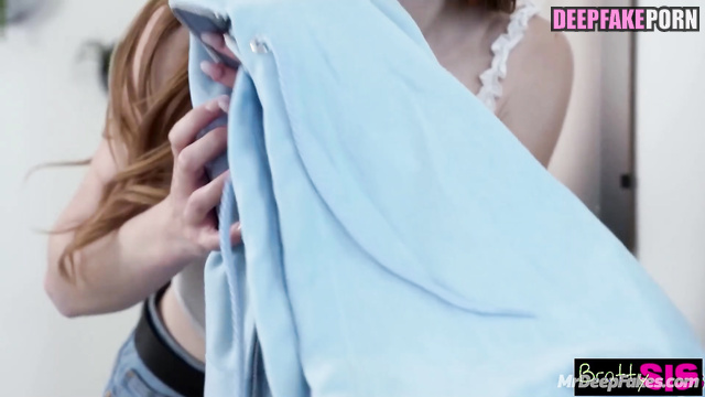 Sexy star asked a fucker to cum on her stomach - Valkyrae in adult tapes