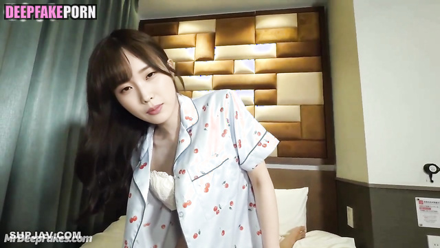 (아이유 가짜 포르노) horny and wet IU getting real pleasure with stranger, A.I.