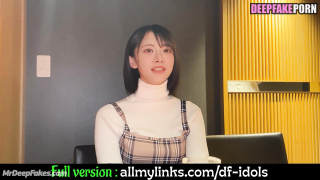 Their mating games began in the bathroom, fake Eunchae (ルセラフィム アダルトビデオ)