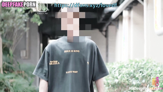 She wants to be fucked by this stranger / Song Yi (宋轶 假名人色情片) real fake