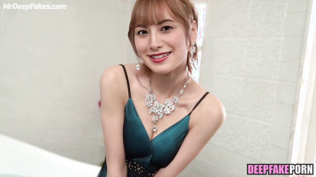 Japanese beauty showed her black stockings in the bathroom ディープフェイク ポルノ