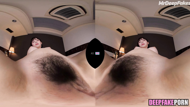 케이팝 스타 Kpop star Lisa 리사 puts her wet pussy extra close to camera (블랙핑크) BLACKPINK