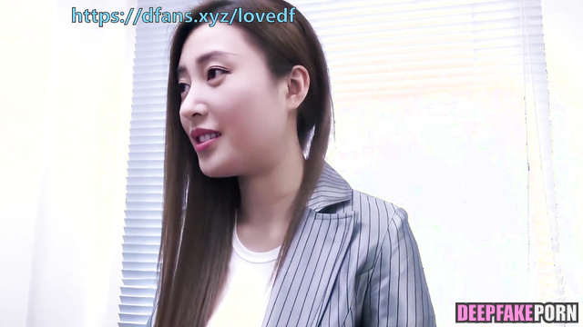Modest office lady does indecent things / Zhang Tian'ai fakeapp 张天爱 智能换脸