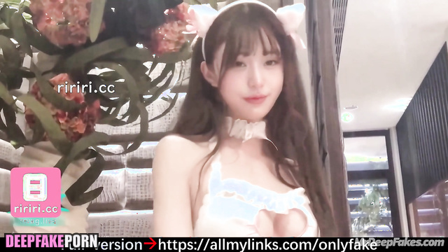 Skinny Wonyoung アイヴ ディープフェイク masturbating on high heels, deepfake video
