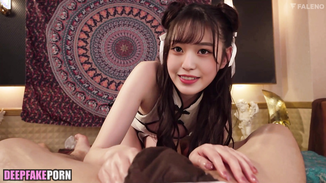 IVE アイヴ In this salon Wonyoung offers all to her clients even herself アダルト adult [PREMIUM]