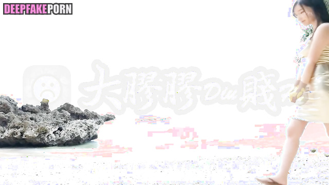 網紅 Internet celebrity 阿冰 Sabrina Ng plays with her titties for your pleasure