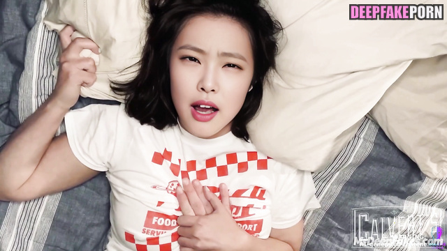 He doing something dirty at the bottom of her belly, ai Jennie 제니 블랙핑크