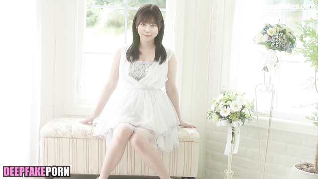 J-pop star Tanaka Miku HKT48 showing her tits - deepfake (田中美久 ディープフェイク)