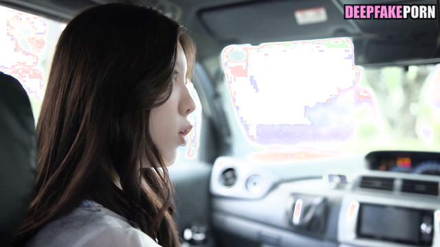 庄达菲 假名人色情片 Sabrina Zhuang enjoying his sex attention, deepfake erotic [PREMIUM]