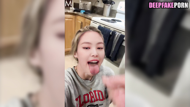 Your sperm is her favorite treat, Jennie in pov sex tape / 제니 블랙핑크 [PREMIUM]