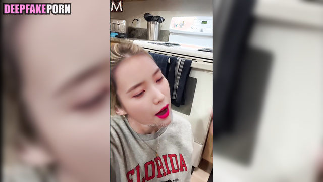 Cum is her favorite treat / IU (아이유 스마트한 얼굴 변화) internet celebrity [PREMIUM]