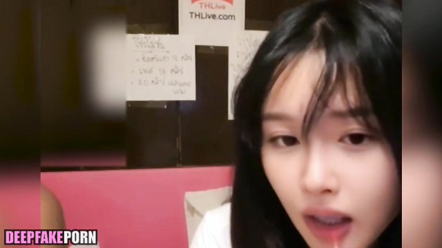 Fake NMIXX  Sullyoon let me suck her nipples 설윤 엔믹스