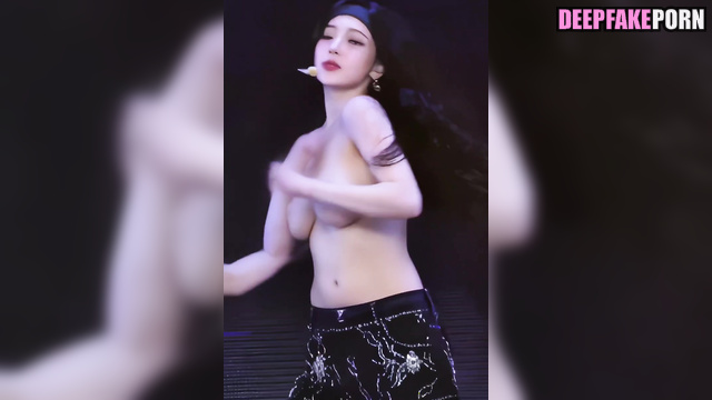 Aespa Karina (카리나 에스파) topless pmv dance, fakeapp