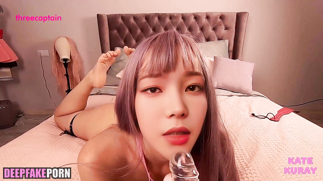 Fake porn (가짜 포르노) Karina 카리나 masturbates till loud orgasm (aespa) 에스파 [PREMIUM]