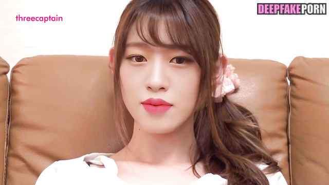 Yujin masturbates on cam - face swap 안유진 얼굴 스왑 수음 [PREMIUM]