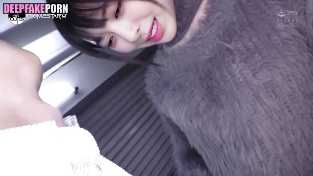 Yuna from ITZY fuck scenes in the town bus - 유나 있지 [PREMIUM]