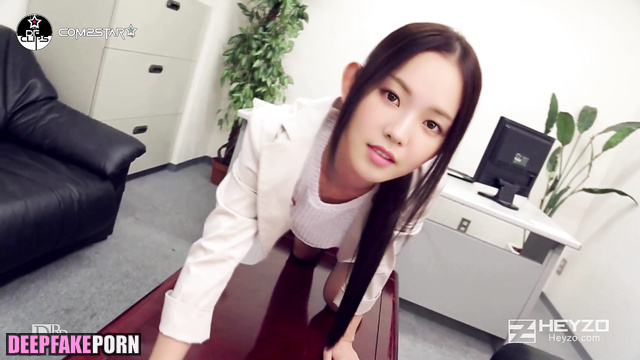K-pop idol Karina Aespa sex scene in the office - 카리나 [PREMIUM]