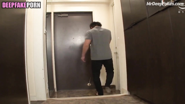 Tang Yan 唐嫣 delivered me food and sexual pleasure (假色情片 fake porn)